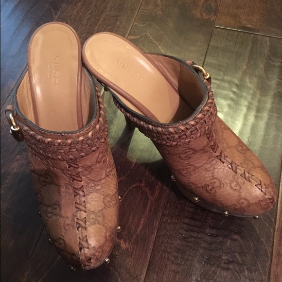 - Gucci clogs - Picture 2 of 15